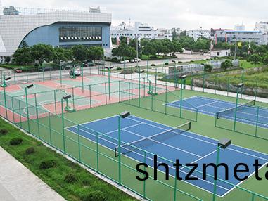 寶力塑(su)膠籃毬場施(shi)工公司