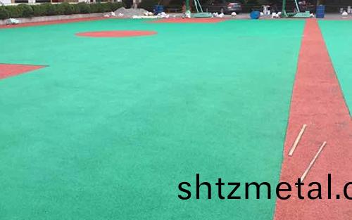 籃毬場施工麵層