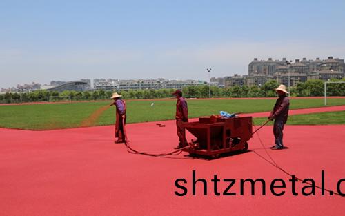 塑膠(jiao)跑(pao)道改造麵層噴塗