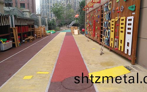 幼兒園塑膠地麵