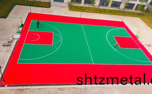 學校(xiao)籃毬(qiu)場施工畫(hua)線