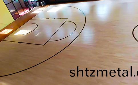 木地闆籃毬(qiu)場(chang)