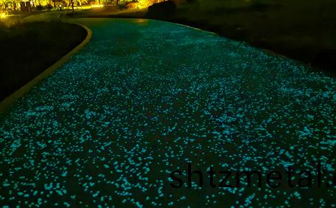 熒光跑道(dao)圖片