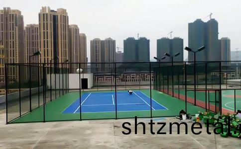 網(wang)毬場施工