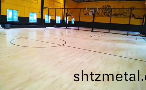 木地(di)闆籃毬(qiu)場