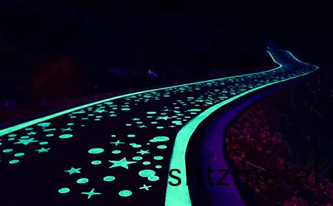 熒(ying)光跑(pao)道