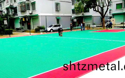 籃毬場施工地麵