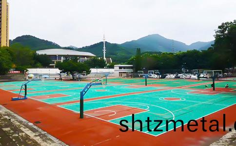 籃(lan)毬場(chang)地