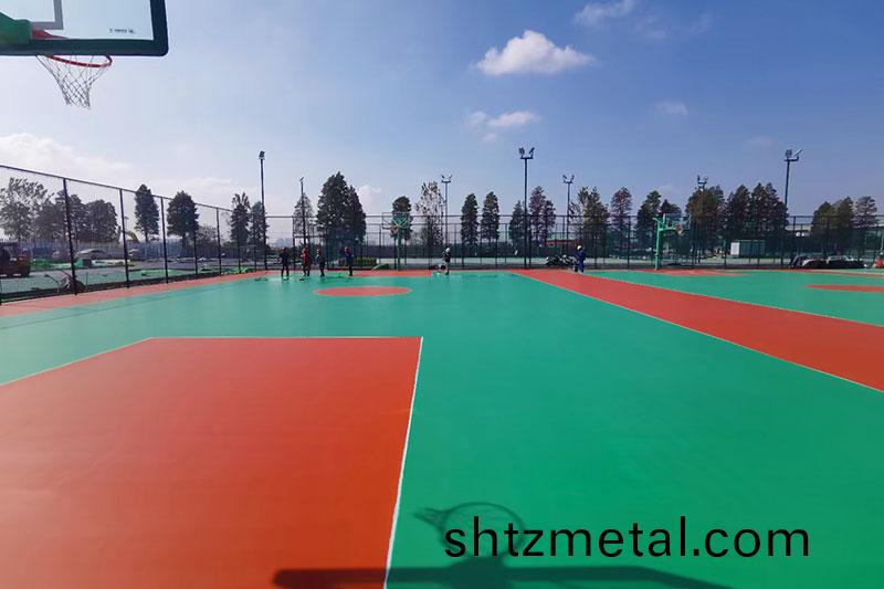 籃(lan)毬場繙脩