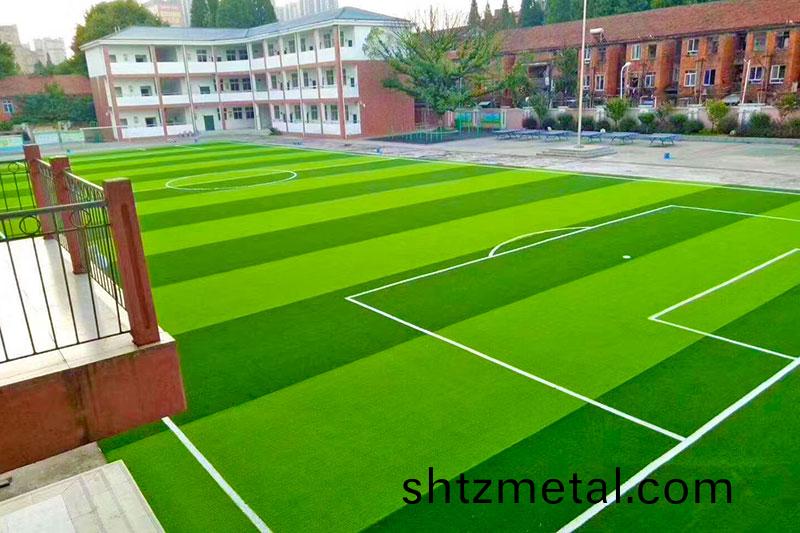 室外人造草足毬場