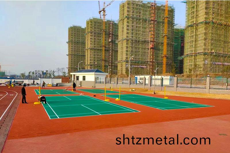 塑膠羽毛(mao)毬場