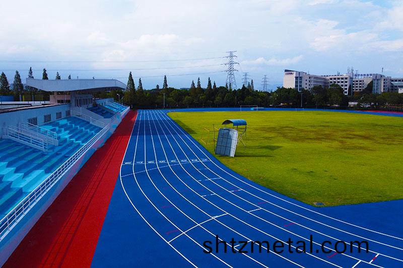 藍(lan)色塑(su)膠跑道