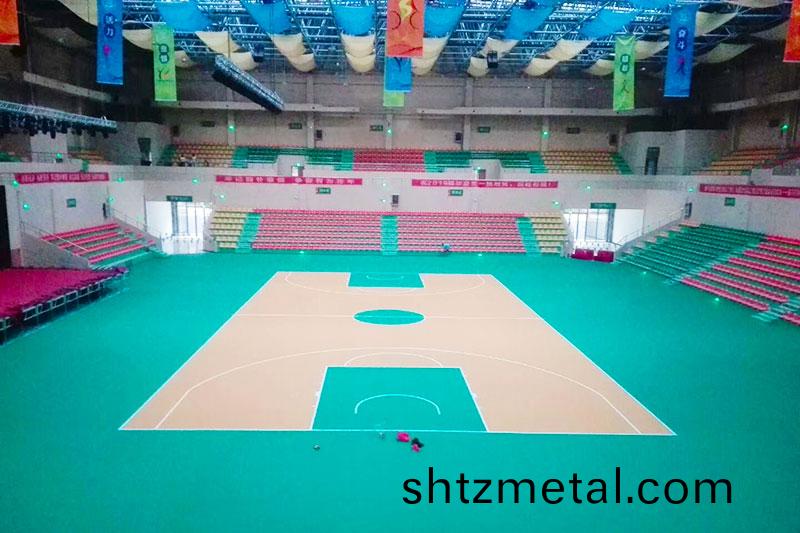 室(shi)內塑膠籃毬(qiu)場